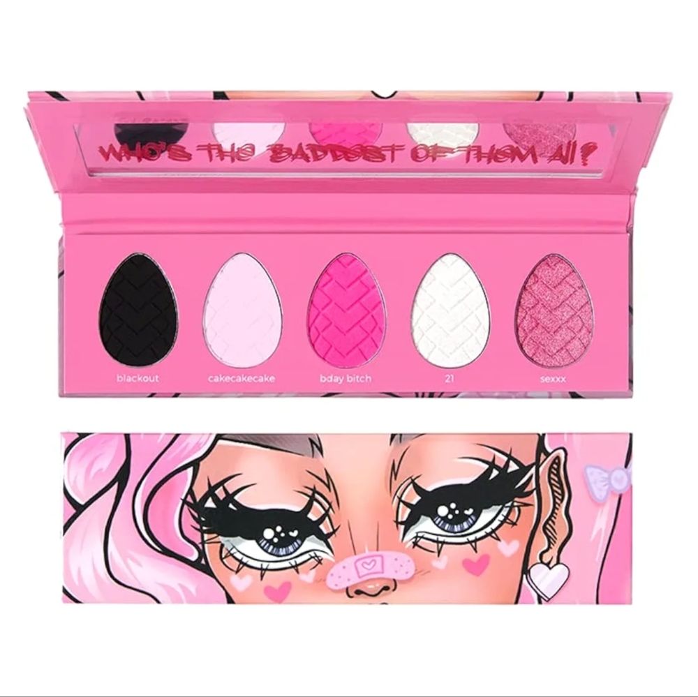 NWT DRAGUN BEAUTY Fantasy Palette lll Eye Shadow (Only 1 left!)